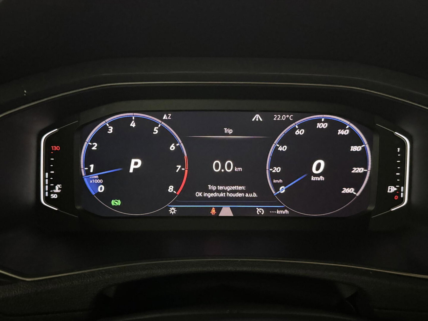 Volkswagen T-Roc 1.5 TSI R-Line Pano Virtual Carplay Sfeer