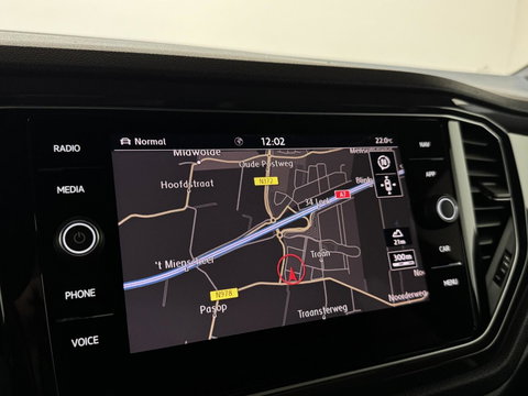 Volkswagen T-Roc 1.5 TSI R-Line Pano Virtual Carplay Sfeer