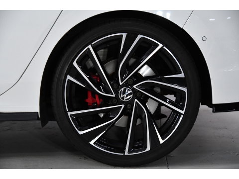 Volkswagen Golf 2.0 TSI GTI*Pano*H&K*Blindspot*Keyless