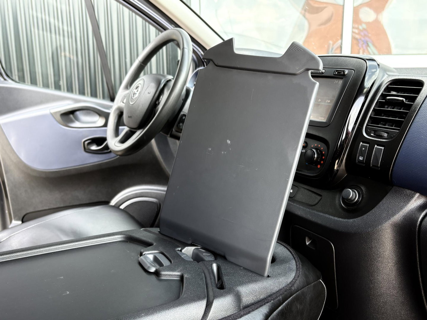 Opel Vivaro 1.6 CDTI L2H1 DC 125PK | MARGE | 6 PERSOONS | CRUISE | AIRCO | RUIME BUS
