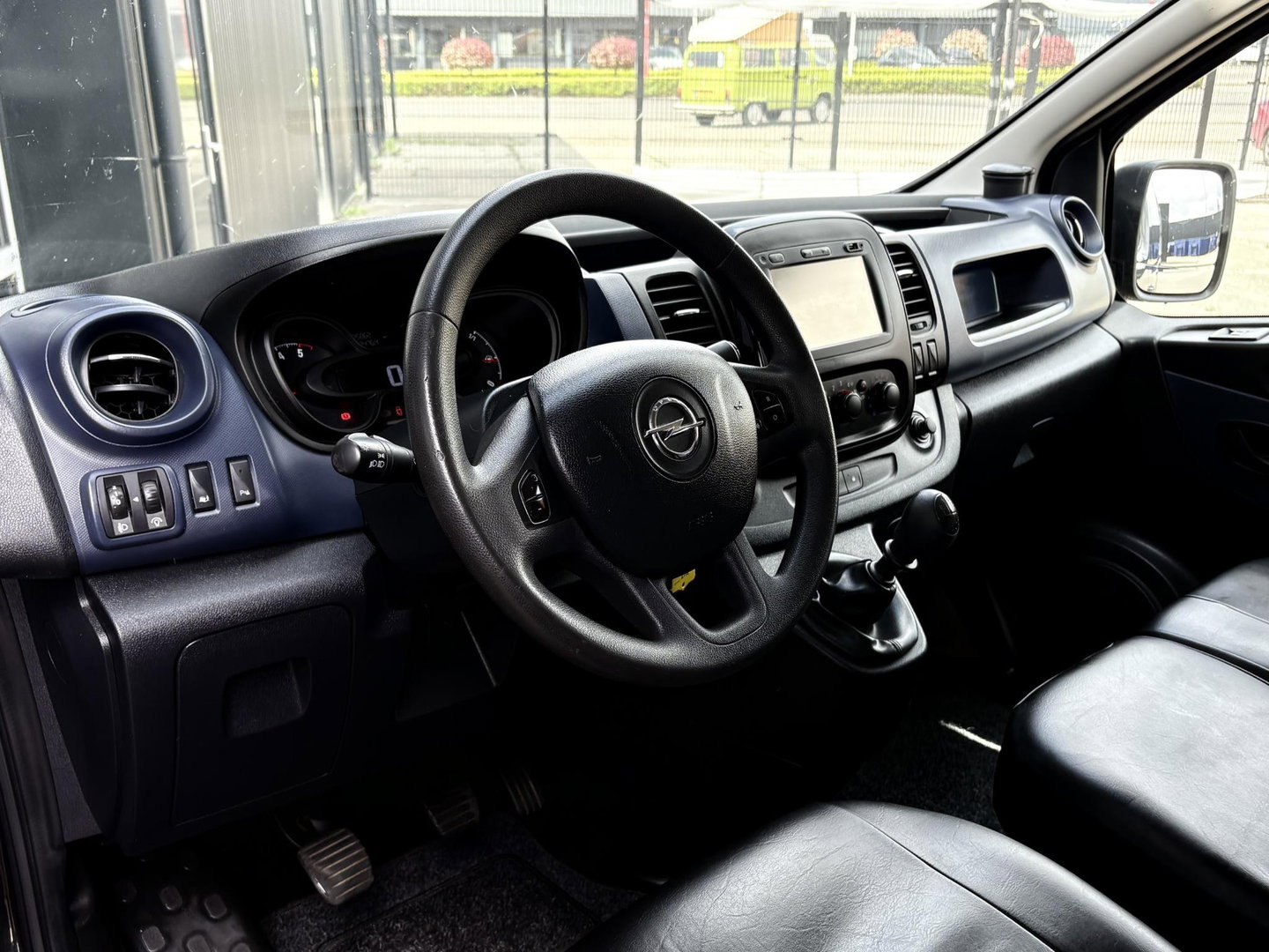 Opel Vivaro 1.6 CDTI L2H1 DC 125PK | MARGE | 6 PERSOONS | CRUISE | AIRCO | RUIME BUS