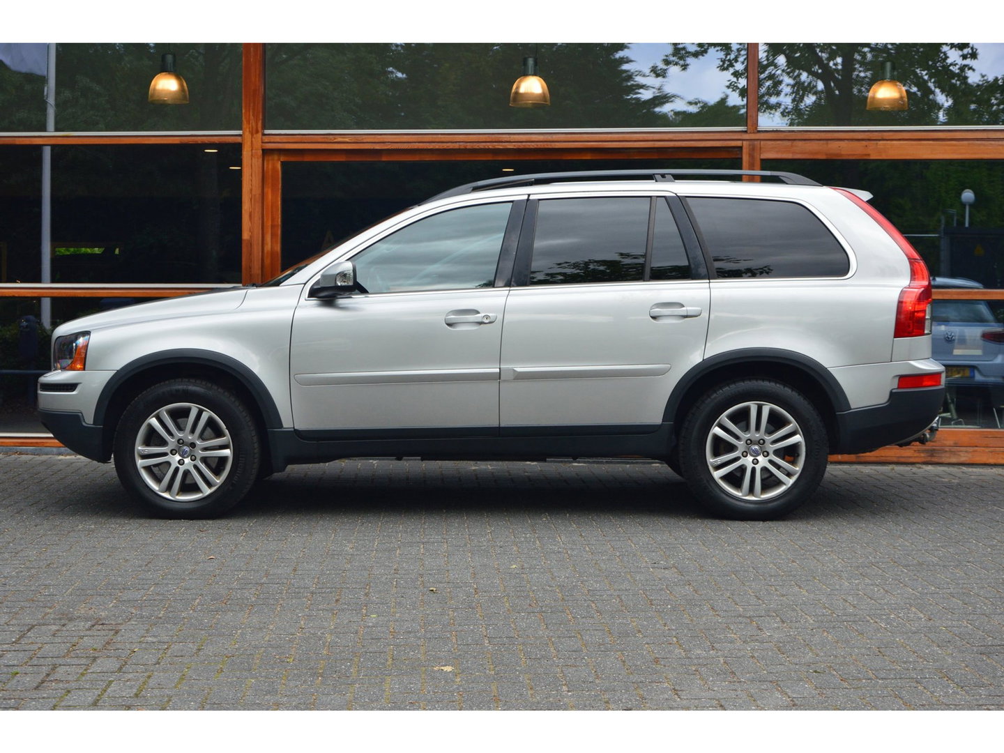 Volvo XC90 3.2 Momentum | 7P | Automaat | Trekhaak 2250KG | Panoramadak | Stoelverwarming |