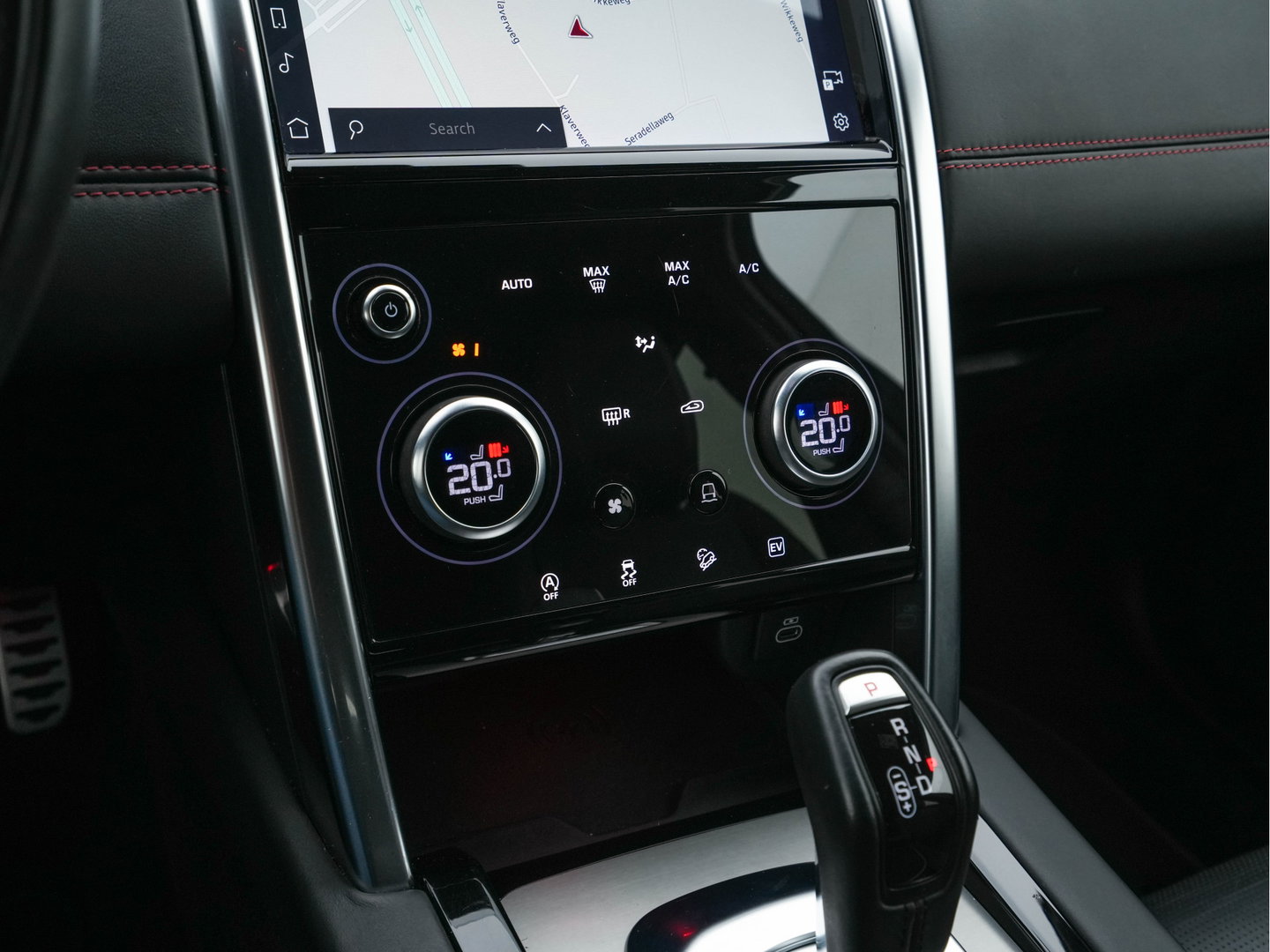 Land Rover Discovery Sport P300e 1.5 R-Dynamic HSE Black Exterior Pack AWD (Plug-in) (INCL-BTW) *LEATHER | FULL-LED | DIGI-COCKPIT | MERIDIAN-AUDIO | BLINDSPOT | KEYLESS | SHIFTPADDLES | PRIVACYGLASS | NAVI-FULLMAP | ECC | MEMORY-PACK | PDC | CRUISE | 20''ALU*