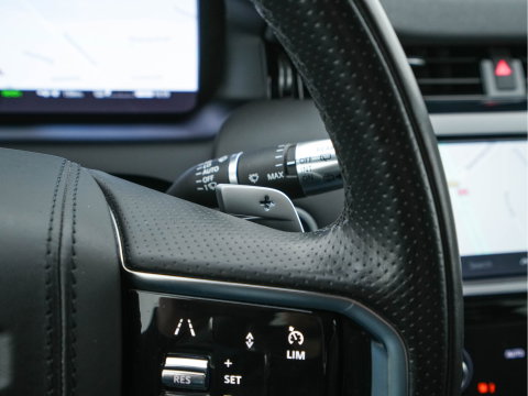 Land Rover Discovery Sport P300e 1.5 R-Dynamic HSE Black Exterior Pack AWD (Plug-in) (INCL-BTW) *LEATHER | FULL-LED | DIGI-COCKPIT | MERIDIAN-AUDIO | BLINDSPOT | KEYLESS | SHIFTPADDLES | PRIVACYGLASS | NAVI-FULLMAP | ECC | MEMORY-PACK | PDC | CRUISE | 20''ALU*