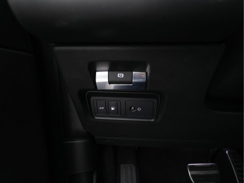 Land Rover Discovery Sport P300e 1.5 R-Dynamic HSE Black Exterior Pack AWD (Plug-in) (INCL-BTW) *LEATHER | FULL-LED | DIGI-COCKPIT | MERIDIAN-AUDIO | BLINDSPOT | KEYLESS | SHIFTPADDLES | PRIVACYGLASS | NAVI-FULLMAP | ECC | MEMORY-PACK | PDC | CRUISE | 20''ALU*