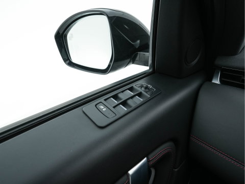 Land Rover Discovery Sport P300e 1.5 R-Dynamic HSE Black Exterior Pack AWD (Plug-in) (INCL-BTW) *LEATHER | FULL-LED | DIGI-COCKPIT | MERIDIAN-AUDIO | BLINDSPOT | KEYLESS | SHIFTPADDLES | PRIVACYGLASS | NAVI-FULLMAP | ECC | MEMORY-PACK | PDC | CRUISE | 20''ALU*
