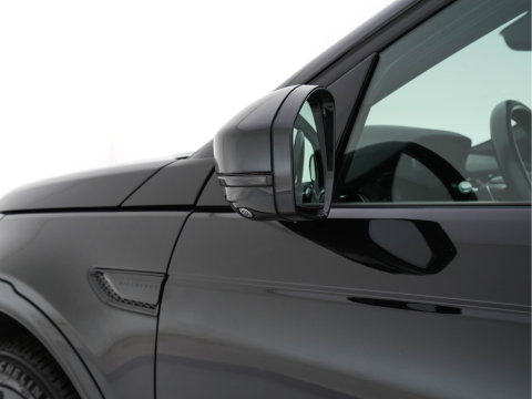 Land Rover Discovery Sport P300e 1.5 R-Dynamic HSE Black Exterior Pack AWD (Plug-in) (INCL-BTW) *LEATHER | FULL-LED | DIGI-COCKPIT | MERIDIAN-AUDIO | BLINDSPOT | KEYLESS | SHIFTPADDLES | PRIVACYGLASS | NAVI-FULLMAP | ECC | MEMORY-PACK | PDC | CRUISE | 20''ALU*