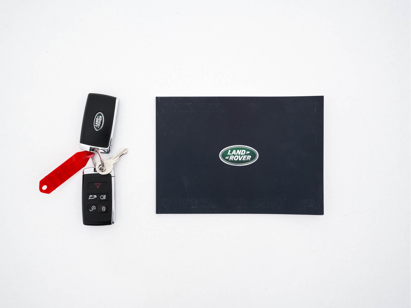 Land Rover Discovery Sport P300e 1.5 R-Dynamic HSE Black Exterior Pack AWD (Plug-in) (INCL-BTW) *LEATHER | FULL-LED | DIGI-COCKPIT | MERIDIAN-AUDIO | BLINDSPOT | KEYLESS | SHIFTPADDLES | PRIVACYGLASS | NAVI-FULLMAP | ECC | MEMORY-PACK | PDC | CRUISE | 20''ALU*