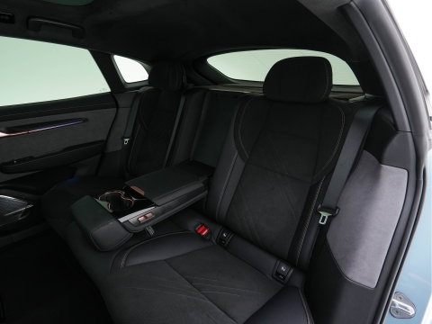 ZEEKR 001 AWD Privilege 100 kWh [ 3-Fase-22 kW] {SOH-94%} (INCL-BTW) Aut. *PANO | LEATHER-MICROFIBRE | FULL-LED | BLINDSPOT | ADAPTIVE-CRUISE | YAMAHA-SOUND | HEATED-COMFORTSEATS | AMBIENTLIGHT | AIRSUSPENSION | NAVI-FULLMAP | PRIVACY-GLASS |  ....