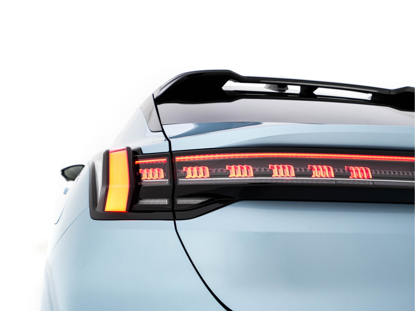 ZEEKR 001 AWD Privilege 100 kWh [ 3-Fase-22 kW] {SOH-94%} (INCL-BTW) Aut. *PANO | LEATHER-MICROFIBRE | FULL-LED | BLINDSPOT | ADAPTIVE-CRUISE | YAMAHA-SOUND | HEATED-COMFORTSEATS | AMBIENTLIGHT | AIRSUSPENSION | NAVI-FULLMAP | PRIVACY-GLASS |  ....