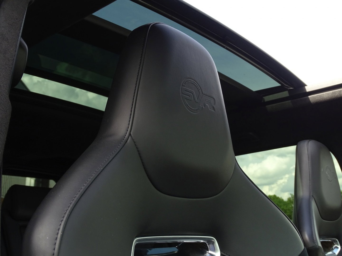 Land Rover Range Rover Sport SVR 5.0 V8 SC 576PK / LED / full option *NAP*