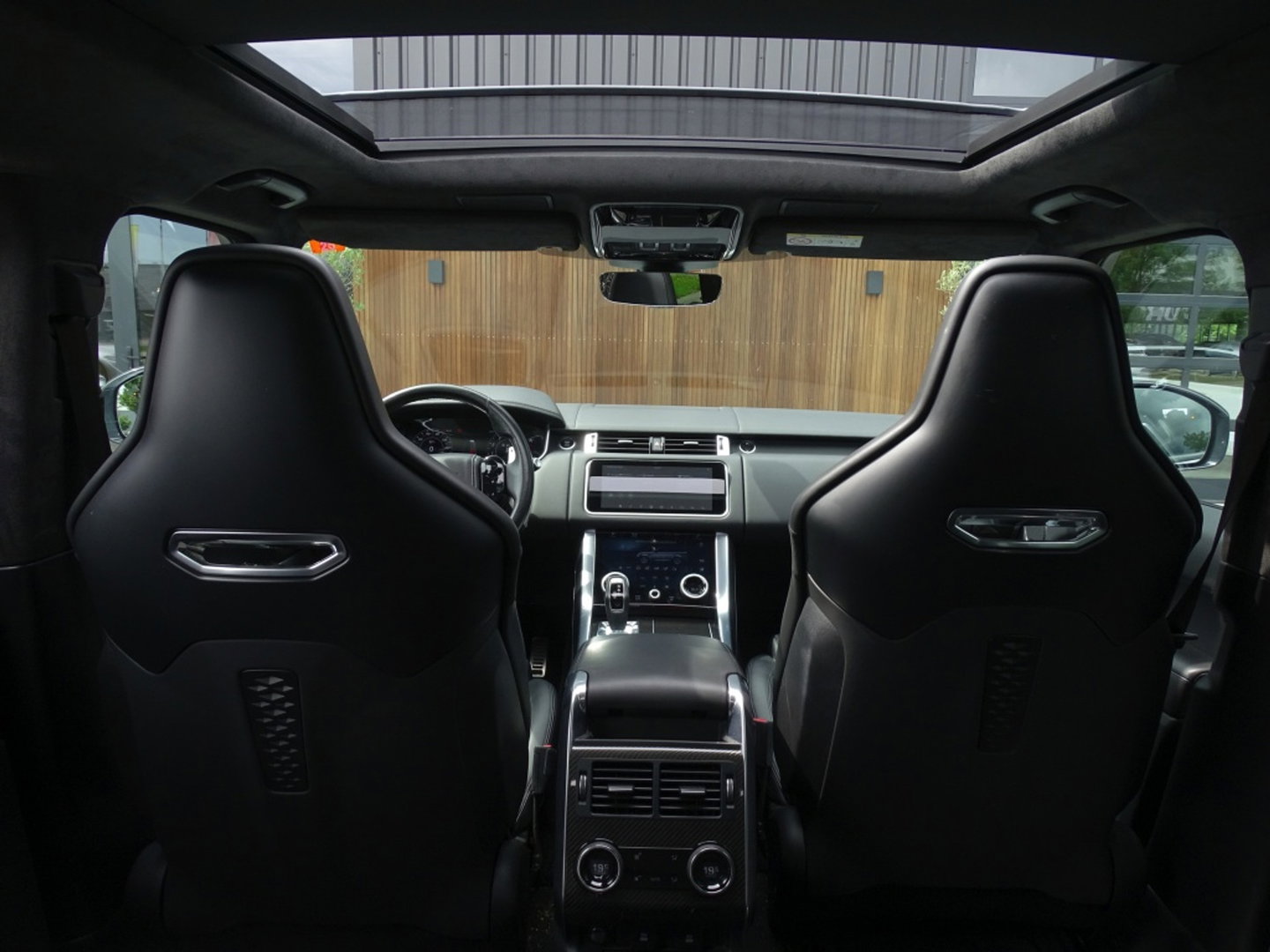 Land Rover Range Rover Sport SVR 5.0 V8 SC 576PK / LED / full option *NAP*
