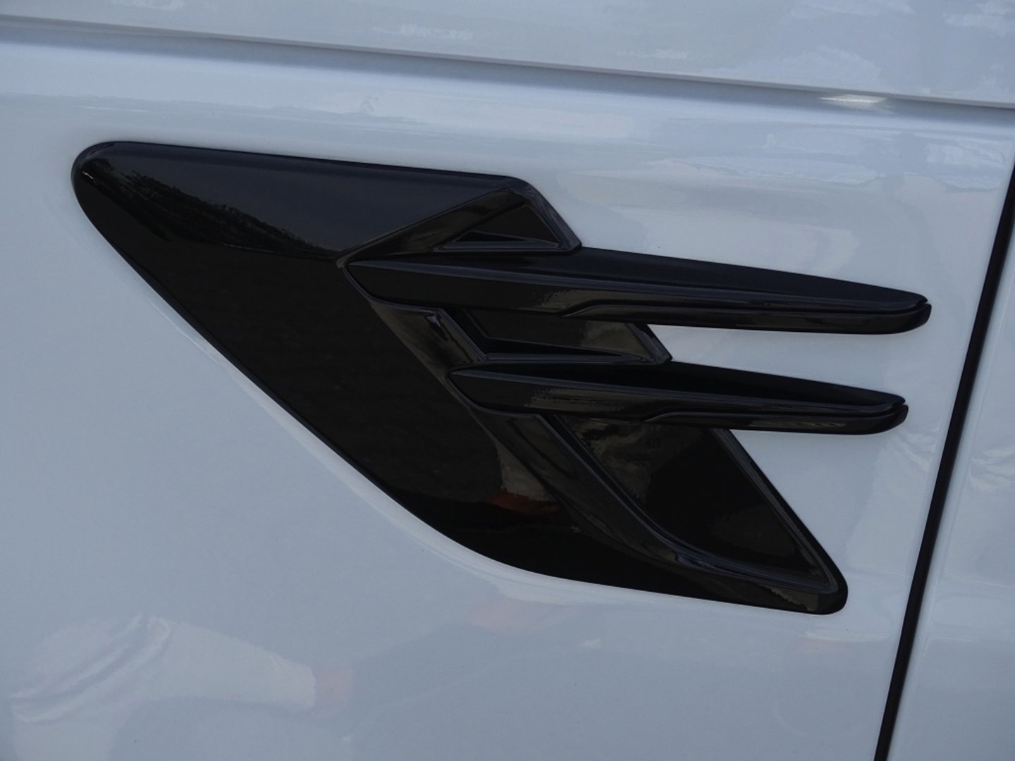 Land Rover Range Rover Sport SVR 5.0 V8 SC 576PK / LED / full option *NAP*