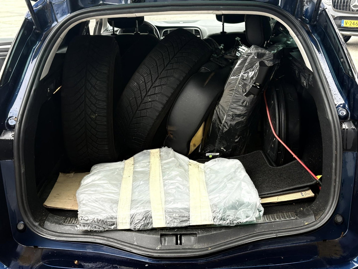 Renault Mégane Van 1.5 dCi BOSE | MARGE | AUTOMAAT | LED | GRIJS KENTEKEN | KEYLESS | CAMERA | CLIMA