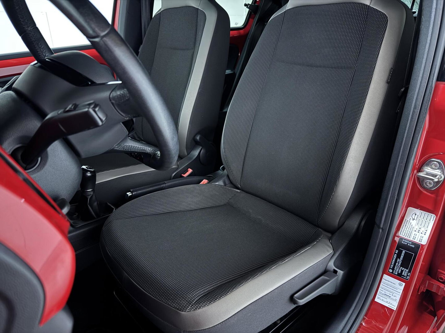 Volkswagen up! 1.0 high up! Pano Fender Cruise Navi PDC NAP