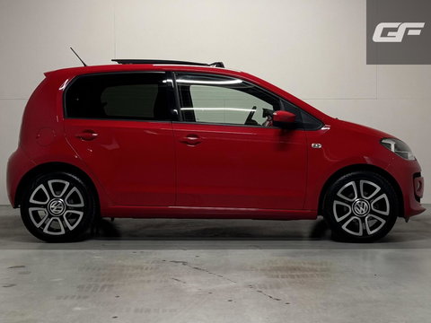 Volkswagen up! 1.0 high up! Pano Fender Cruise Navi PDC NAP