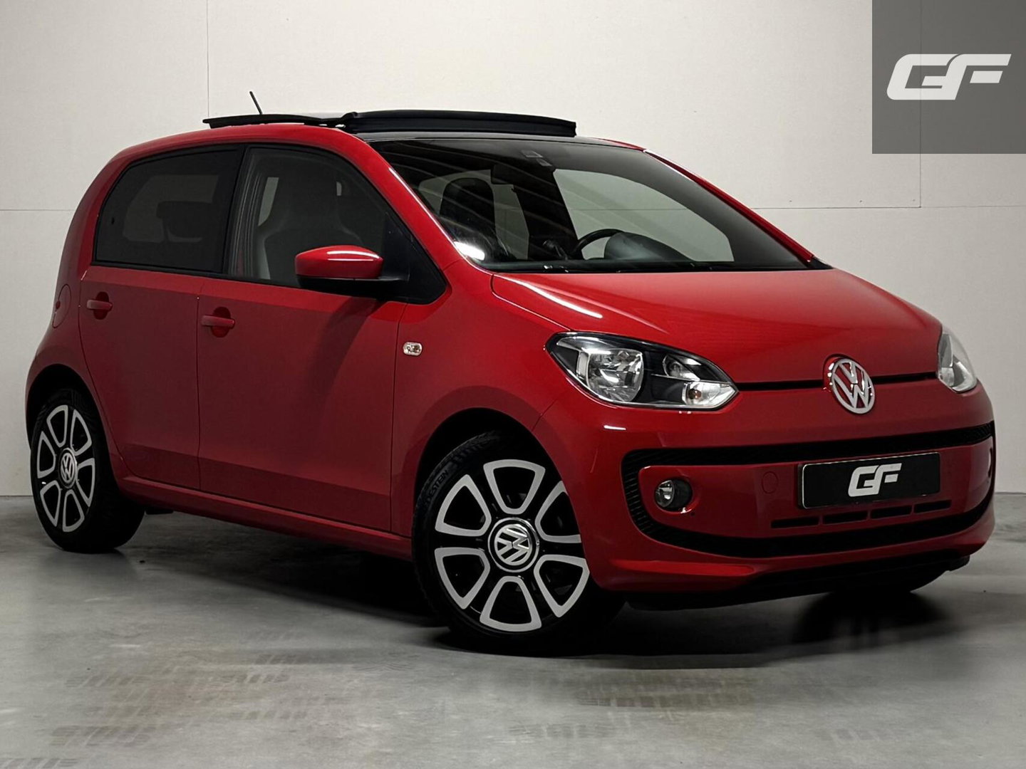 Volkswagen up! 1.0 high up! Pano Fender Cruise Navi PDC NAP