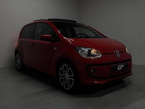 Volkswagen up! 1.0 high up! Pano Fender Cruise Navi PDC NAP