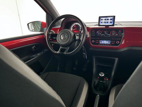 Volkswagen up! 1.0 high up! Pano Fender Cruise Navi PDC NAP