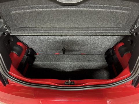 Volkswagen up! 1.0 high up! Pano Fender Cruise Navi PDC NAP