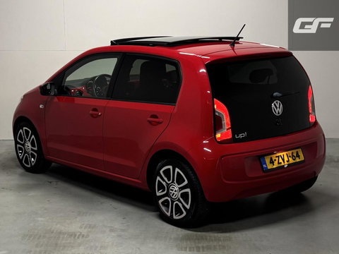 Volkswagen up! 1.0 high up! Pano Fender Cruise Navi PDC NAP