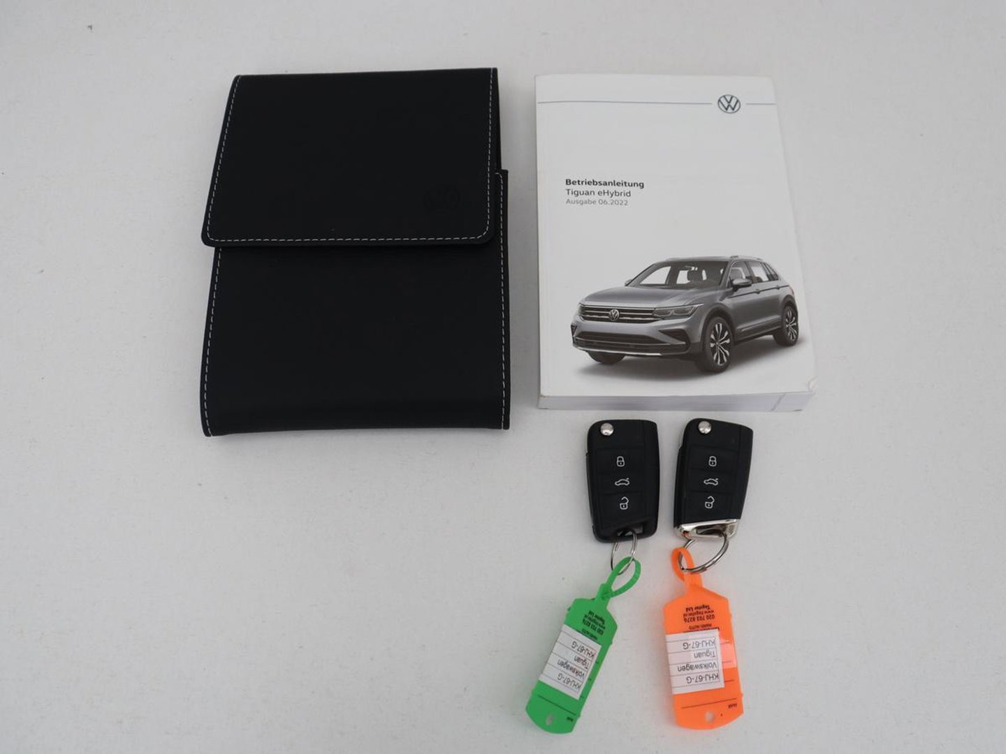 Volkswagen Tiguan 1.4 TSI eHybrid Elegance Exclusive | SOH 89,1% | Leder | Stoelverwarming | 360 Camera | Virtual Cockpit | Adaptive cruise | Carplay | Sfeerverlichting | Navigatie | Matrix LED | PHEV | Plug In