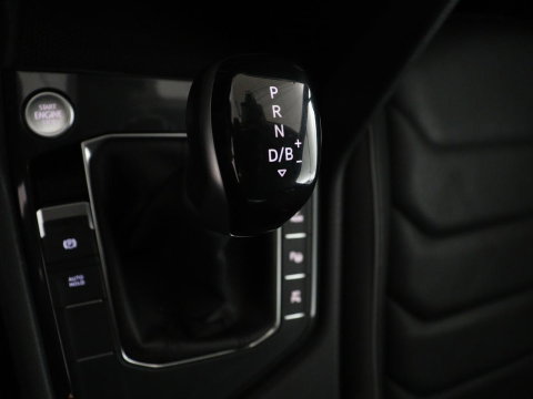 Volkswagen Tiguan 1.4 TSI eHybrid Elegance Exclusive | SOH 89,1% | Leder | Stoelverwarming | 360 Camera | Virtual Cockpit | Adaptive cruise | Carplay | Sfeerverlichting | Navigatie | Matrix LED | PHEV | Plug In