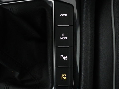 Volkswagen Tiguan 1.4 TSI eHybrid Elegance Exclusive | SOH 89,1% | Leder | Stoelverwarming | 360 Camera | Virtual Cockpit | Adaptive cruise | Carplay | Sfeerverlichting | Navigatie | Matrix LED | PHEV | Plug In