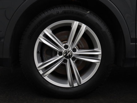 Volkswagen Tiguan 1.4 TSI eHybrid Elegance Exclusive | SOH 89,1% | Leder | Stoelverwarming | 360 Camera | Virtual Cockpit | Adaptive cruise | Carplay | Sfeerverlichting | Navigatie | Matrix LED | PHEV | Plug In