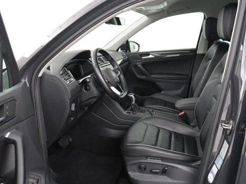 Volkswagen Tiguan 1.4 TSI eHybrid Elegance Exclusive | SOH 89,1% | Leder | Stoelverwarming | 360 Camera | Virtual Cockpit | Adaptive cruise | Carplay | Sfeerverlichting | Navigatie | Matrix LED | PHEV | Plug In