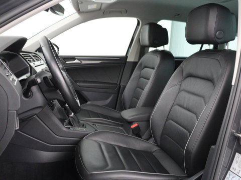 Volkswagen Tiguan 1.4 TSI eHybrid Elegance Exclusive | SOH 89,1% | Leder | Stoelverwarming | 360 Camera | Virtual Cockpit | Adaptive cruise | Carplay | Sfeerverlichting | Navigatie | Matrix LED | PHEV | Plug In