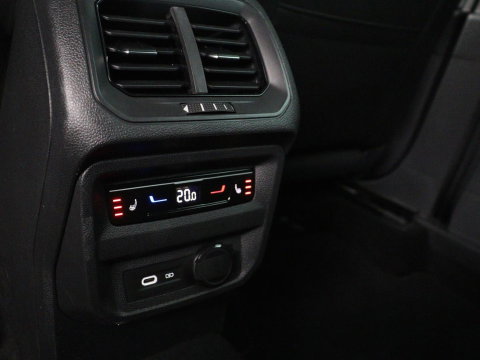 Volkswagen Tiguan 1.4 TSI eHybrid Elegance Exclusive | SOH 89,1% | Leder | Stoelverwarming | 360 Camera | Virtual Cockpit | Adaptive cruise | Carplay | Sfeerverlichting | Navigatie | Matrix LED | PHEV | Plug In