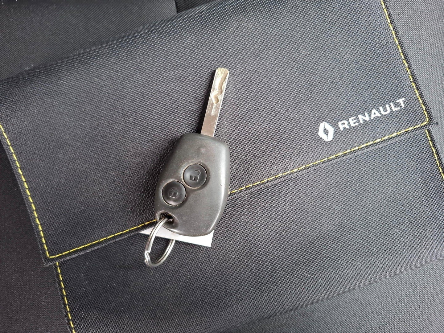 Renault Trafic 1.6 dCi T29 L2H1 DC Comfort DUBBEL CABINE / CRUISE CONTROLE / DEALER ONDERHOUDEN / NAVI