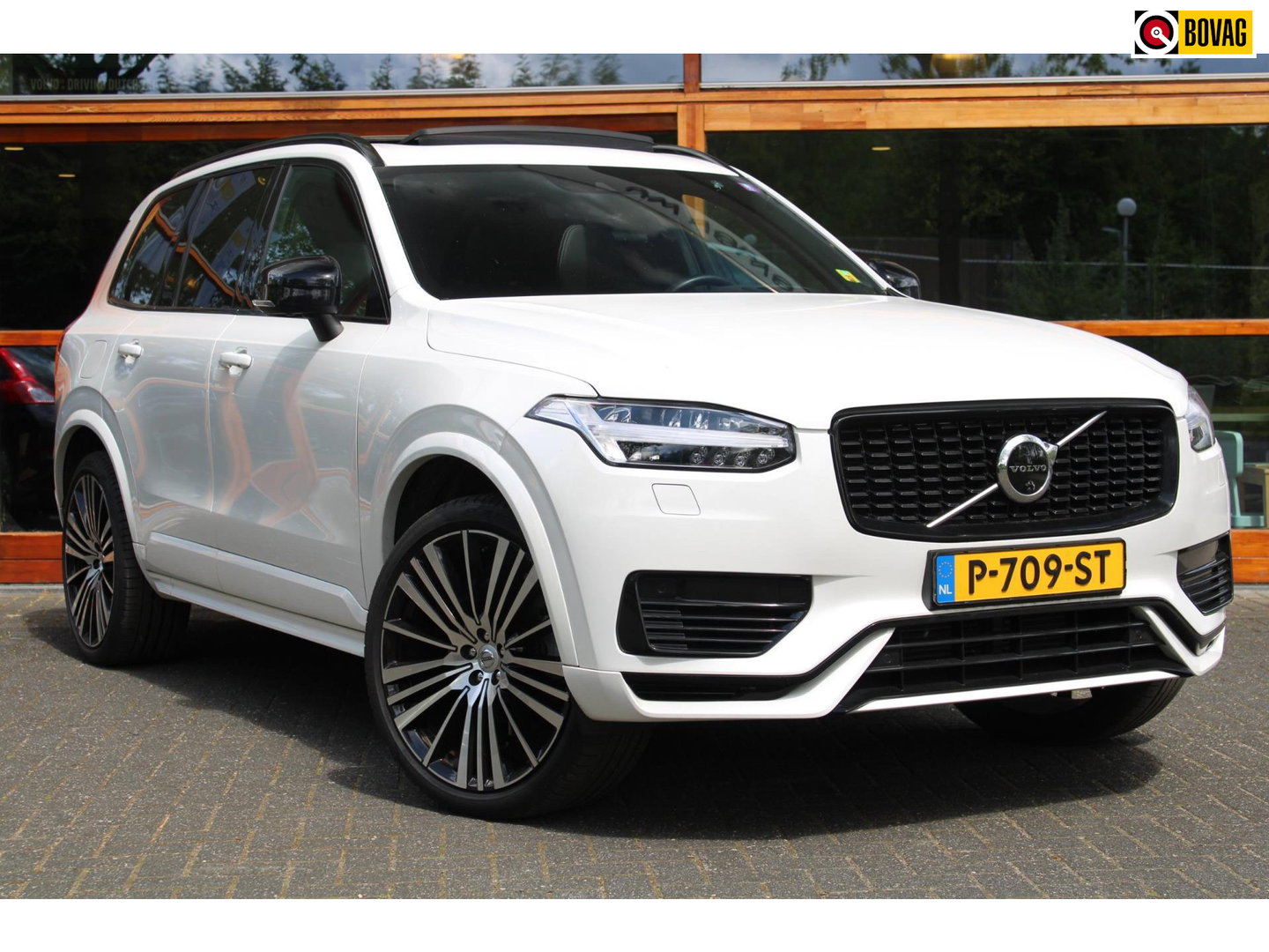 Volvo XC90 T8 Hybride Plus Dark LONG RANGE | Head-Up | Harman/Kardon | 360 Camera | Panoramadak | Trekhaak 2350kg |
