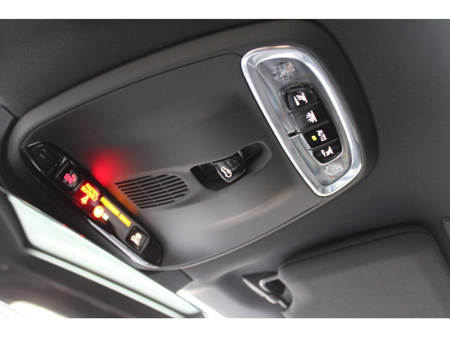 Volvo XC90 T8 Hybride Plus Dark LONG RANGE | Head-Up | Harman/Kardon | 360 Camera | Panoramadak | Trekhaak 2350kg |