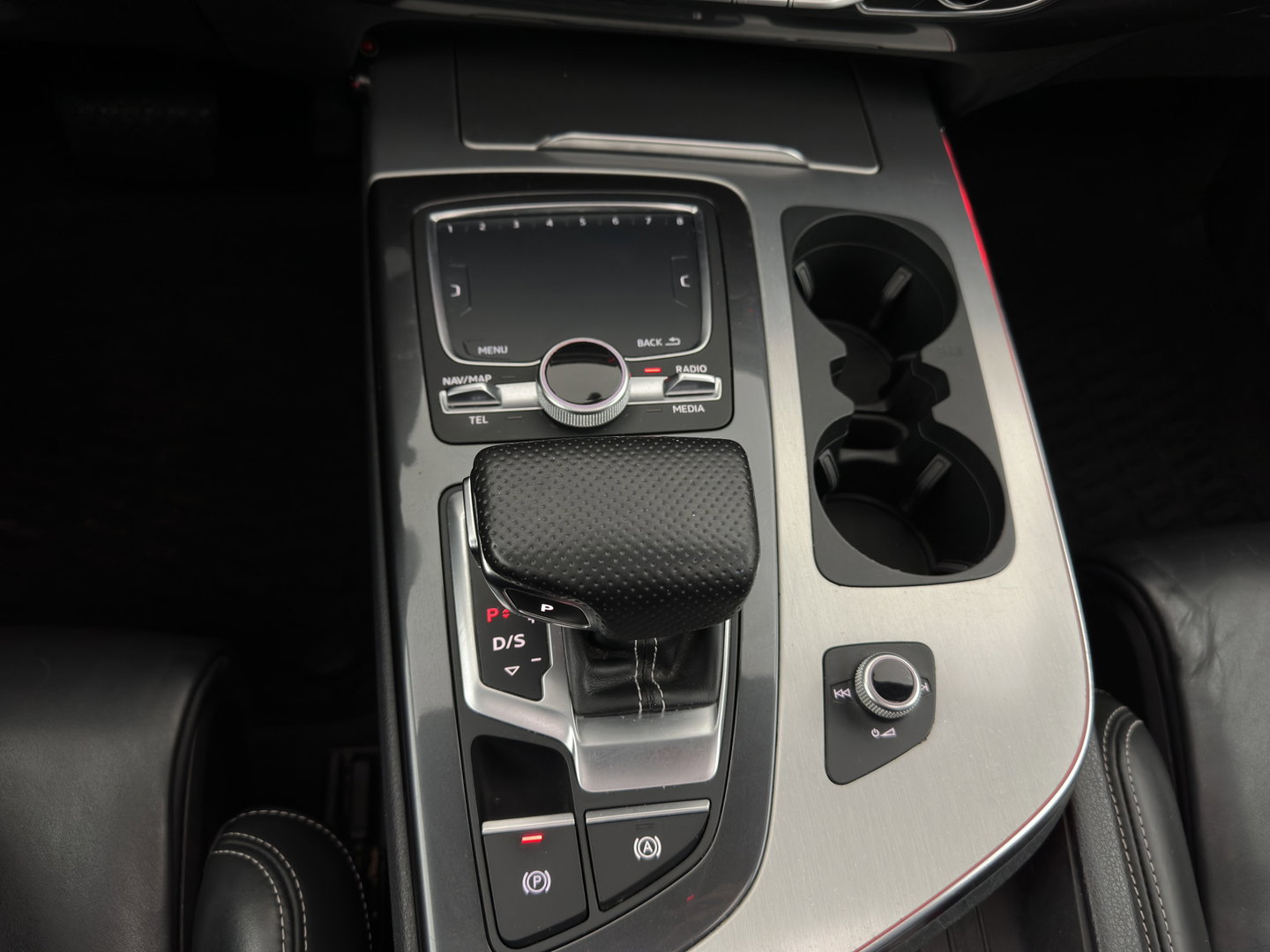 Audi Q7 3.0 TDI e-tron Quattro S-Line Sportpack (Plug-In) Aut. *PANO | LEATHER | FULL-LED | BOSE-AUDIO | ADAPTIVE-CRUISE | MEMORY-PACK | BLINDSPOT | CAMERA | DIGI-COCKPIT | NAVI-FULLMAP | SHIFTPADDLES | PRIVACYGLASS | AMBIENTLIGHT | 20''ALU*