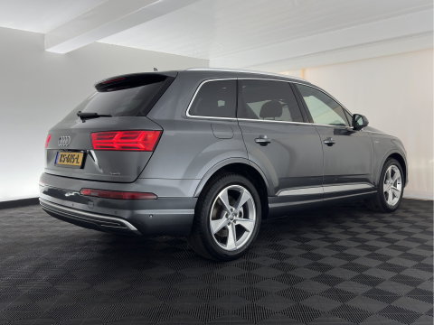 Audi Q7 3.0 TDI e-tron Quattro S-Line Sportpack (Plug-In) Aut. *PANO | LEATHER | FULL-LED | BOSE-AUDIO | ADAPTIVE-CRUISE | MEMORY-PACK | BLINDSPOT | CAMERA | DIGI-COCKPIT | NAVI-FULLMAP | SHIFTPADDLES | PRIVACYGLASS | AMBIENTLIGHT | 20''ALU*