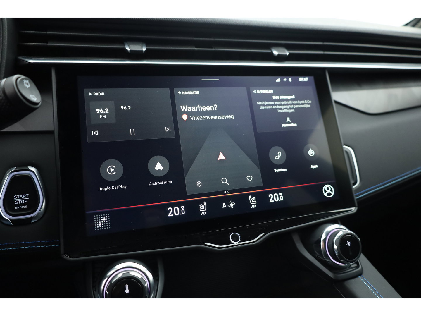 Lynk & Co 01 1.5 PHEV MY23 | Zwarte Hemel | Pano | 360cam + PDC | Adapt. Cruise | Memory | Stoelverw. | Apple CarPlay