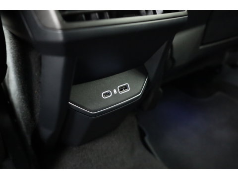Lynk & Co 01 1.5 PHEV MY23 | Zwarte Hemel | Pano | 360cam + PDC | Adapt. Cruise | Memory | Stoelverw. | Apple CarPlay