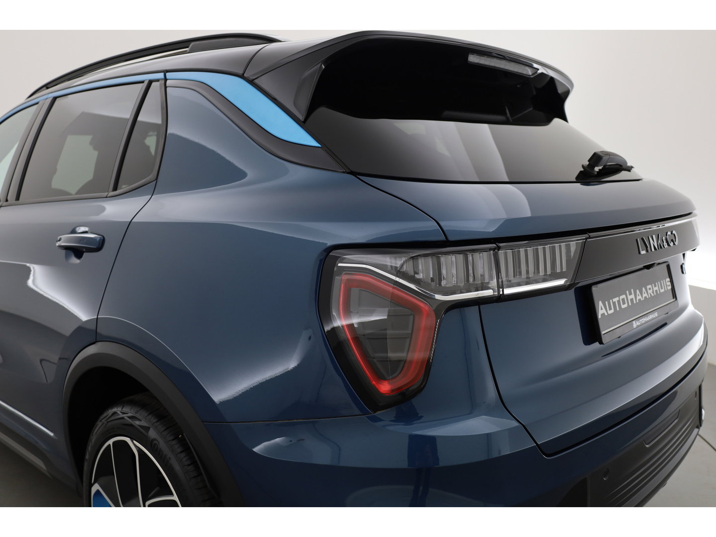Lynk & Co 01 1.5 PHEV MY23 | Zwarte Hemel | Pano | 360cam + PDC | Adapt. Cruise | Memory | Stoelverw. | Apple CarPlay