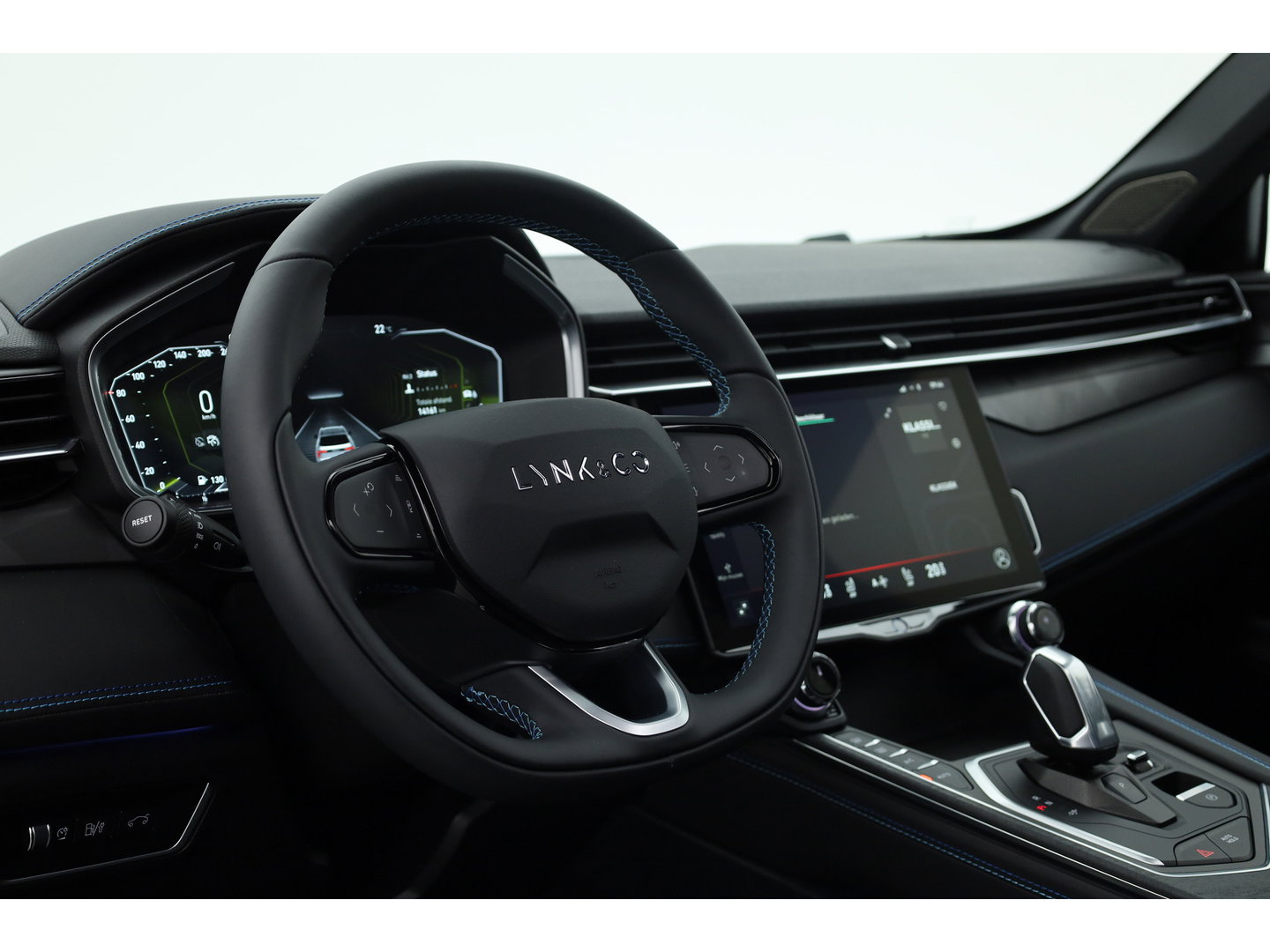 Lynk & Co 01 1.5 PHEV MY23 | Zwarte Hemel | Pano | 360cam + PDC | Adapt. Cruise | Memory | Stoelverw. | Apple CarPlay