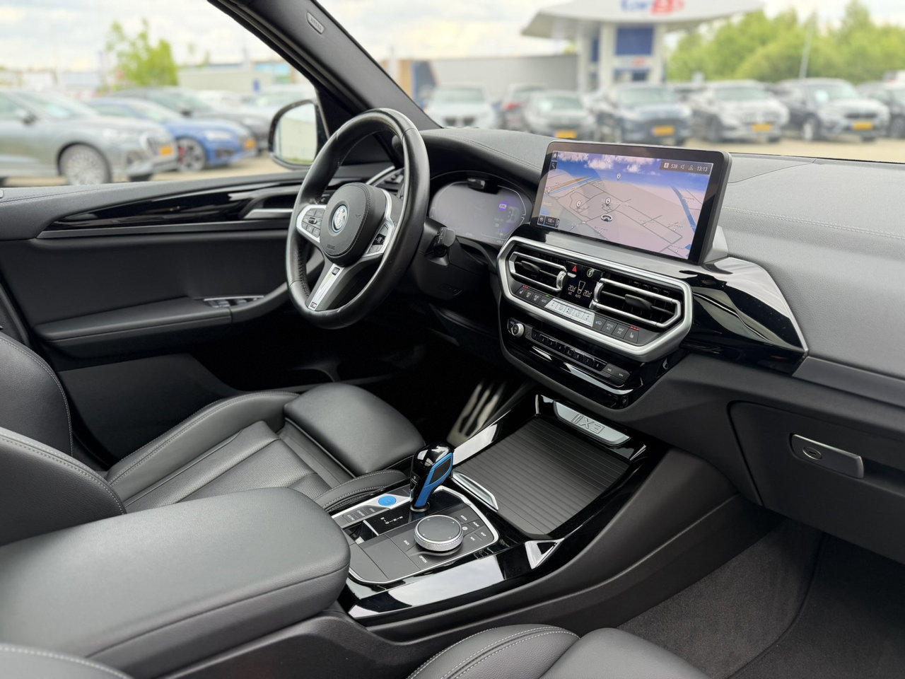 BMW iX3