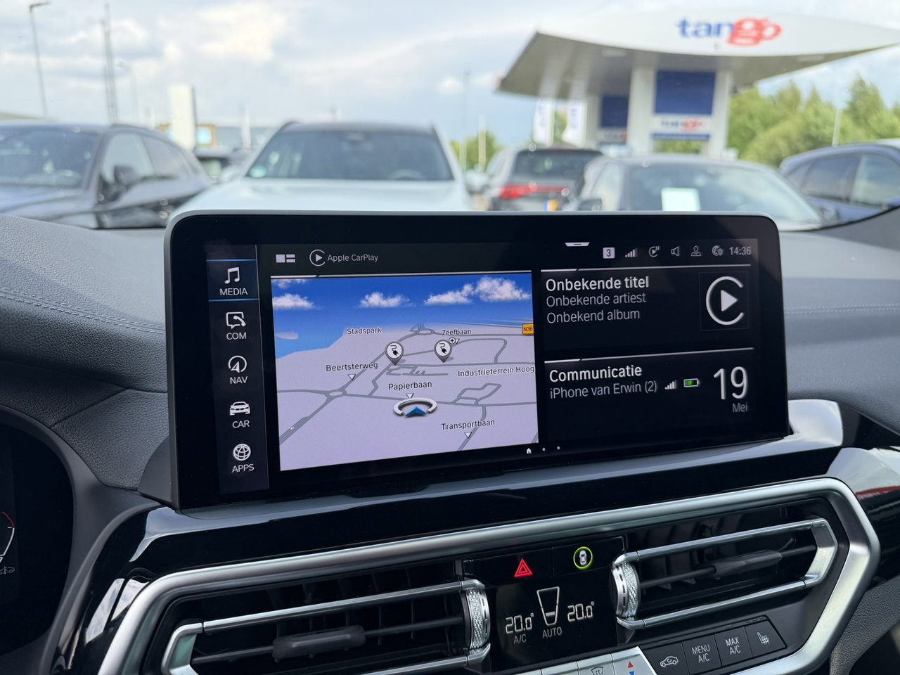 BMW iX3