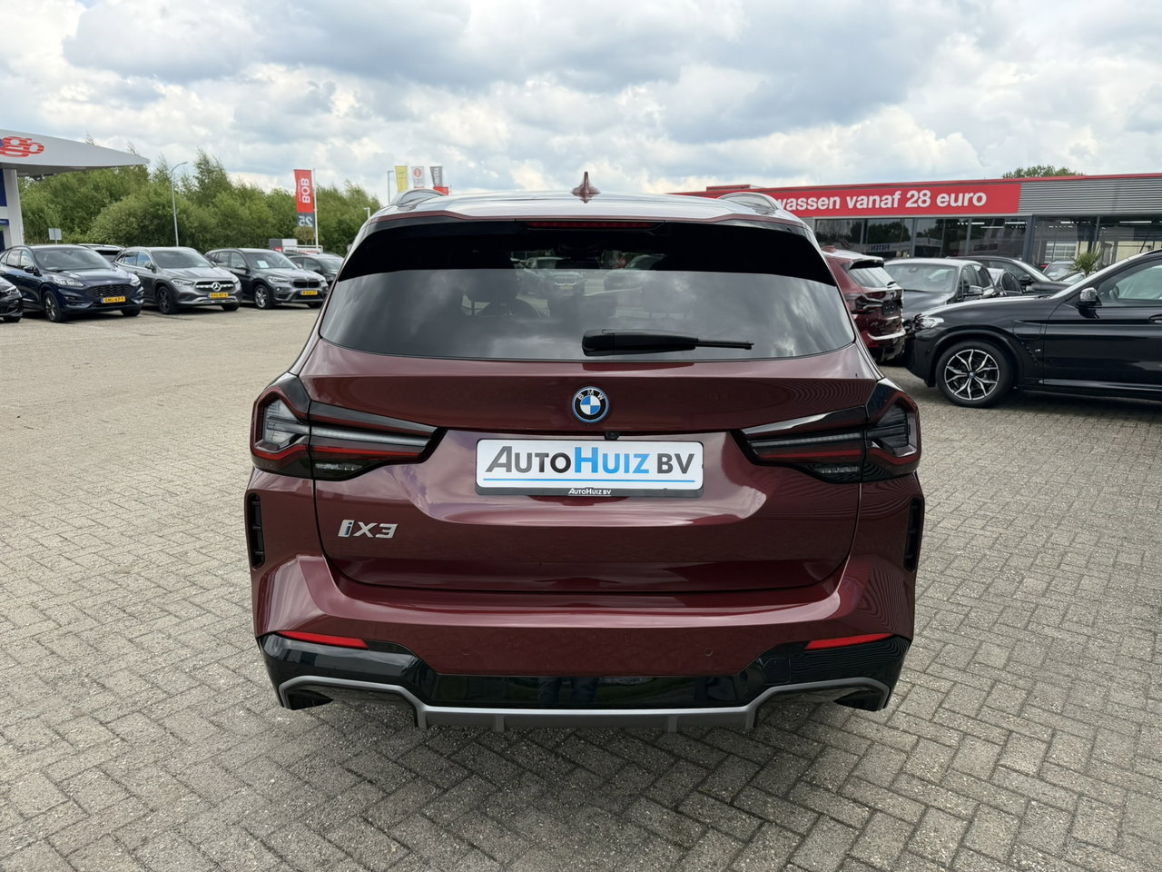 BMW iX3