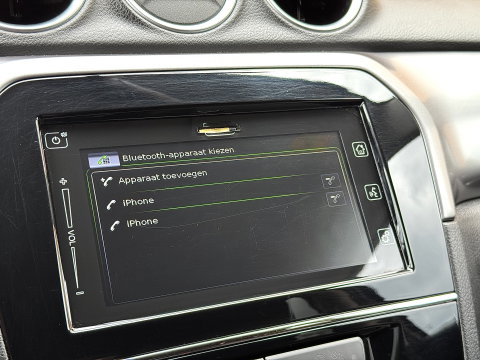 Suzuki Vitara 1.0 Boosterjet Select | Apple Carplay | Android Auto | Navigatie | Stoelverwarming | DAB+ | Camera | Cruise Control | 17" Lichtmetaal | Airconditioning | LED |