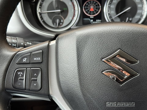 Suzuki Vitara 1.0 Boosterjet Select | Apple Carplay | Android Auto | Navigatie | Stoelverwarming | DAB+ | Camera | Cruise Control | 17" Lichtmetaal | Airconditioning | LED |