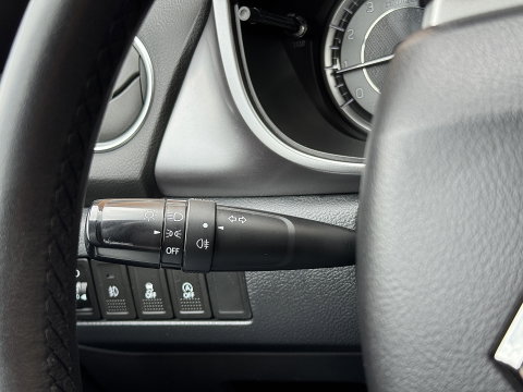 Suzuki Vitara 1.0 Boosterjet Select | Apple Carplay | Android Auto | Navigatie | Stoelverwarming | DAB+ | Camera | Cruise Control | 17" Lichtmetaal | Airconditioning | LED |