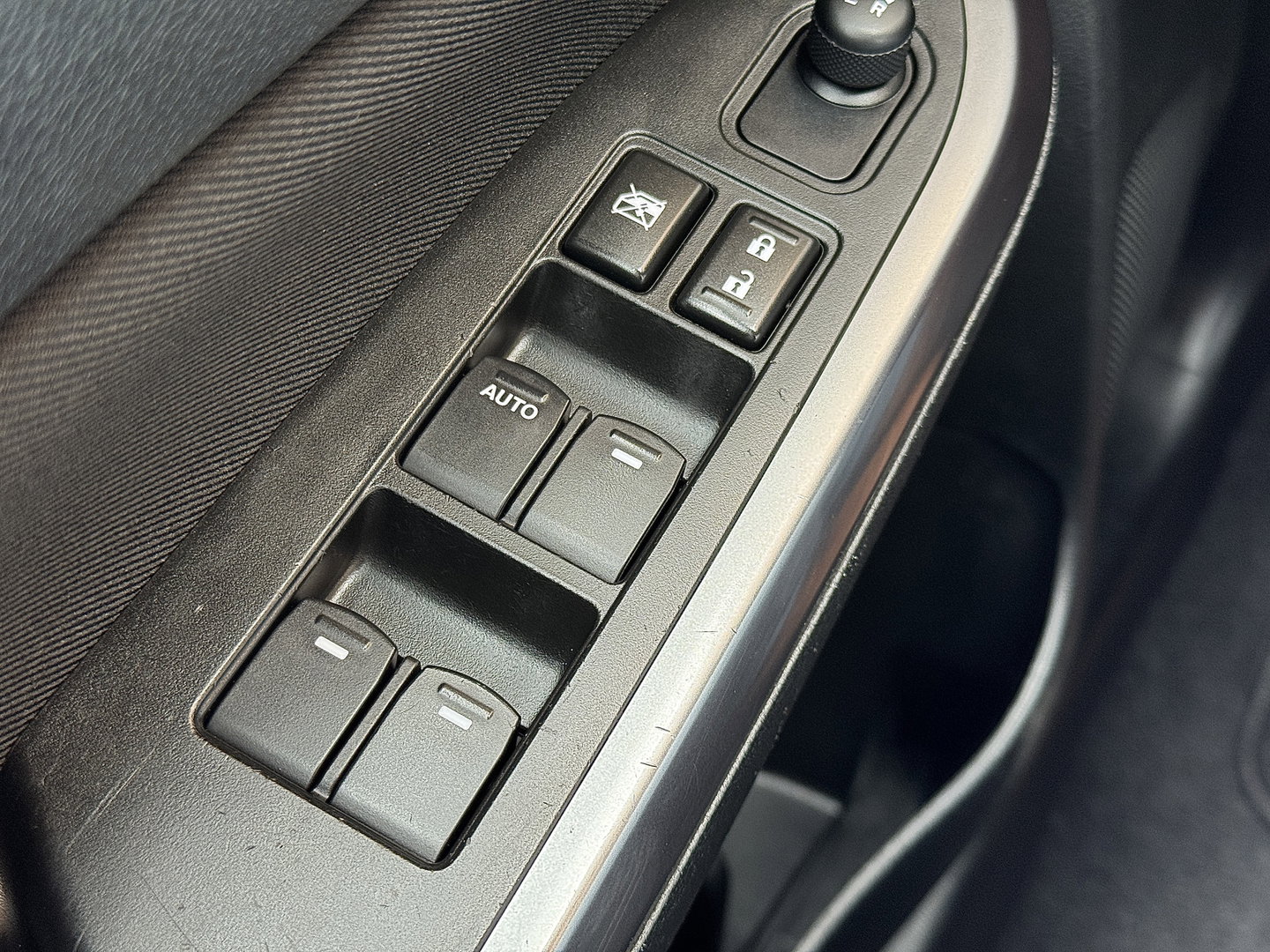 Suzuki Vitara 1.0 Boosterjet Select | Apple Carplay | Android Auto | Navigatie | Stoelverwarming | DAB+ | Camera | Cruise Control | 17" Lichtmetaal | Airconditioning | LED |