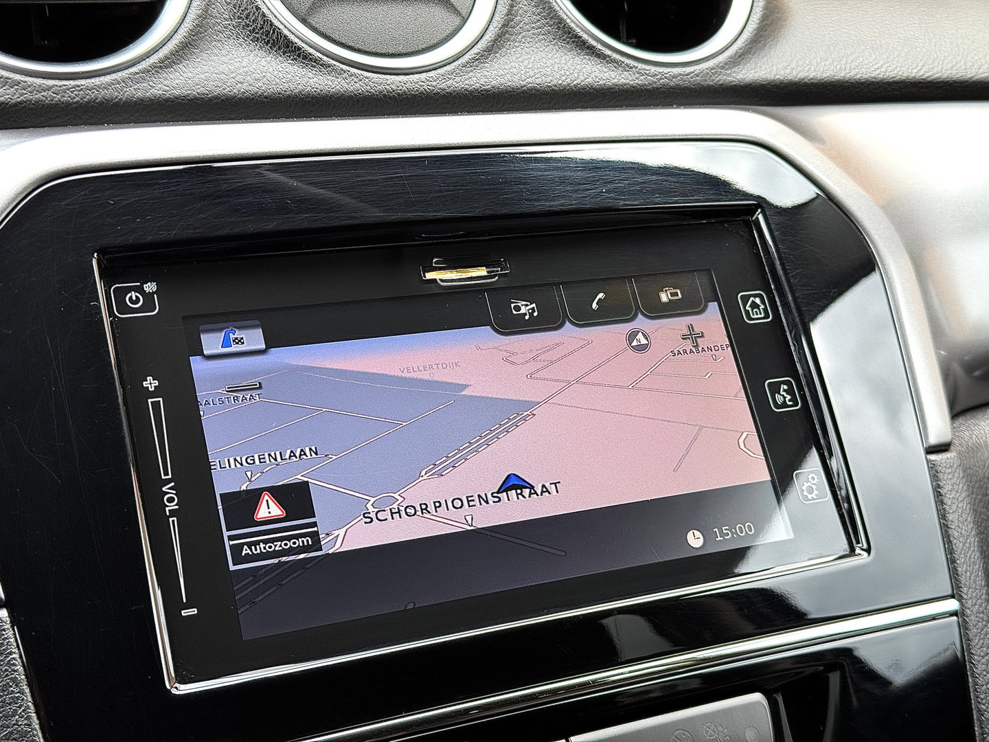 Suzuki Vitara 1.0 Boosterjet Select | Apple Carplay | Android Auto | Navigatie | Stoelverwarming | DAB+ | Camera | Cruise Control | 17" Lichtmetaal | Airconditioning | LED |