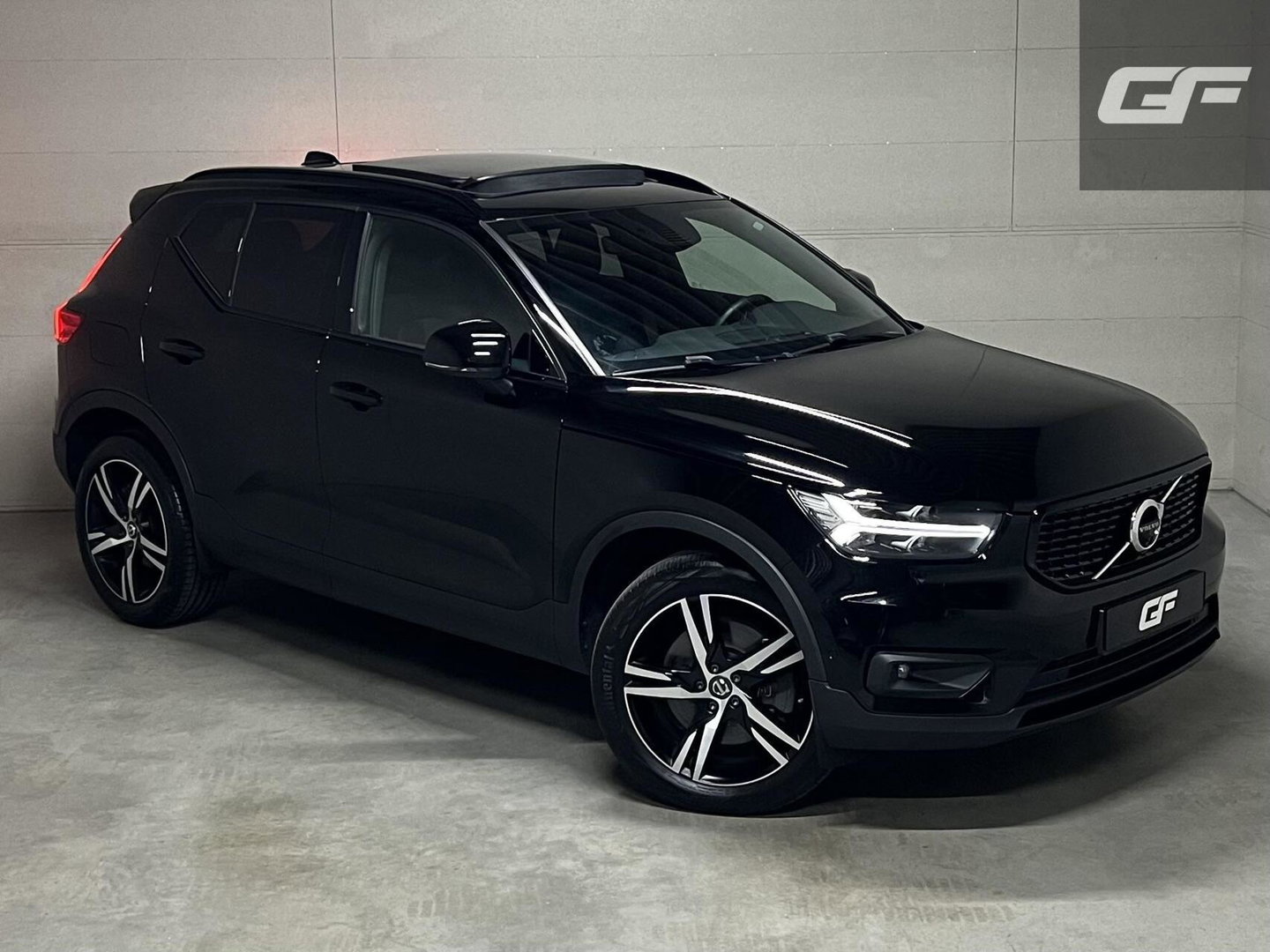 Volvo XC40 1.5 T5 Recharge R-Design Pano H/K 360° Memory